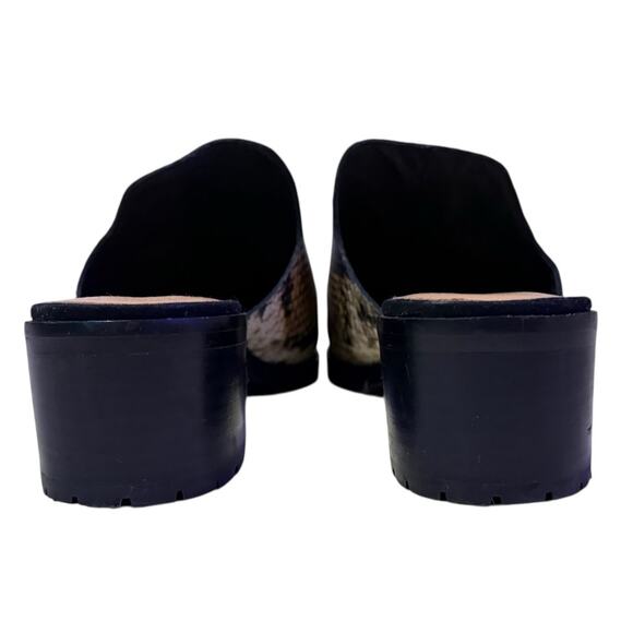 Crown Vintage Mules Size 7.5 Slip On Snake Print Leather Clogs 1.75'' heel - Picture 7 of 11